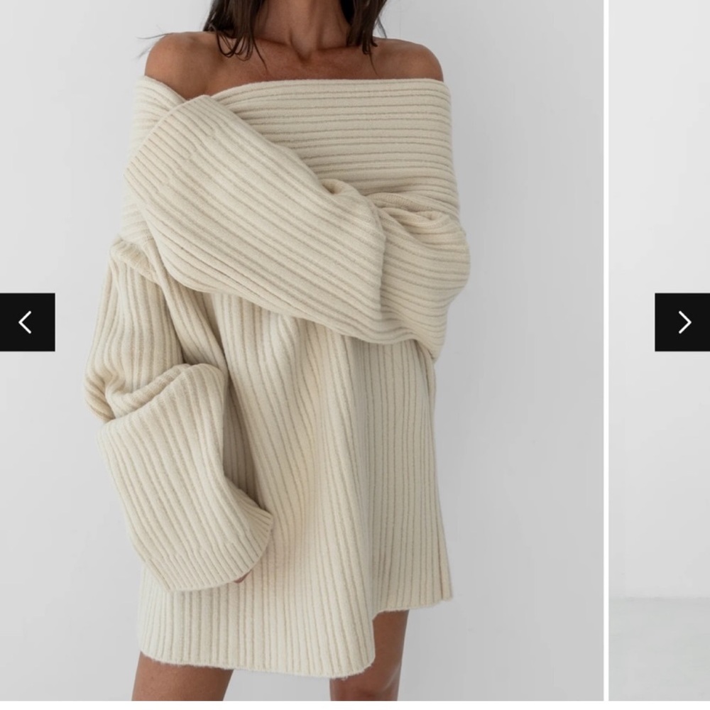 Dress listing